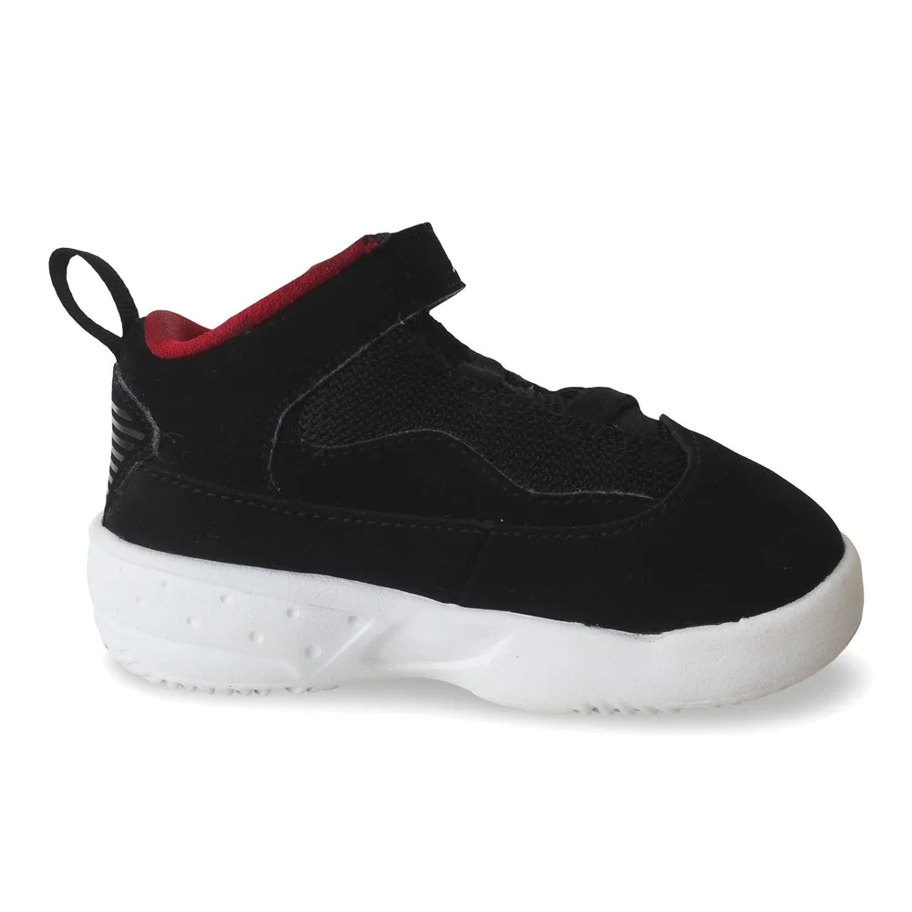 Jordan Max Aura 2 TD Toddler 7C Black Gym Red White CN8096-006‎ Sneakers